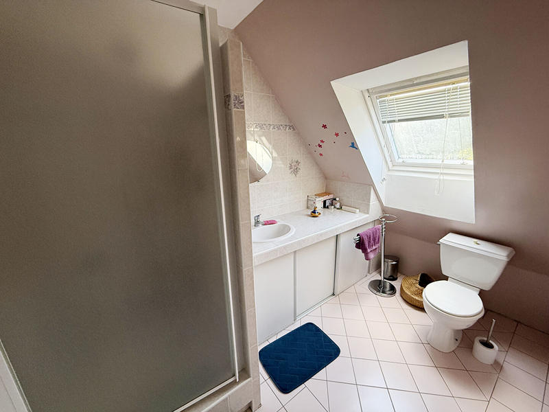 Maison - 107 m² - 7 pièces