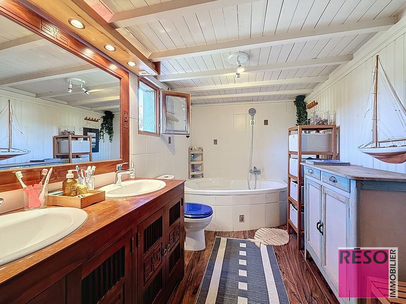 Maison ancienne - 150 m² - 4 pièces