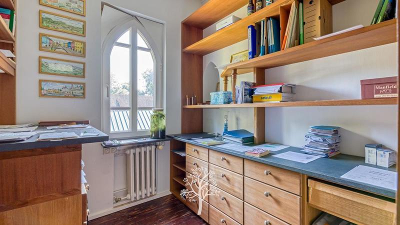 Manoir - 300 m² - 11 pièces