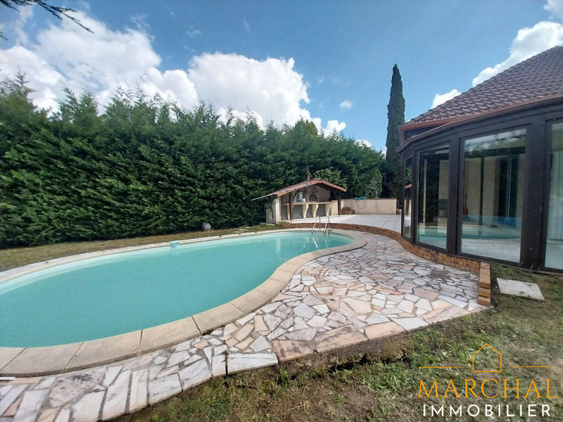 Maison - 187 m² - 6 pièces