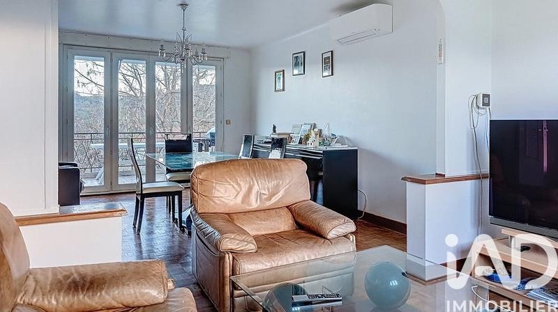 Maison - 83 m² - 5 pièces