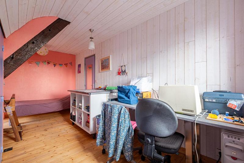 Maison - 180 m² - 9 pièces