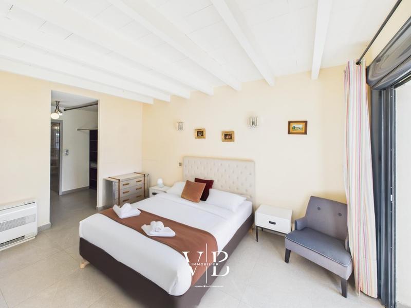 Villa - 173 m² - 7 pièces