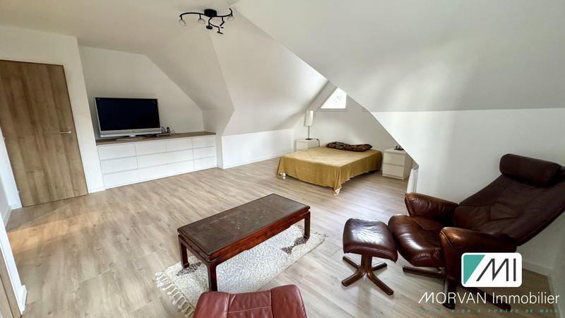 Maison - 228 m² - 8 pièces