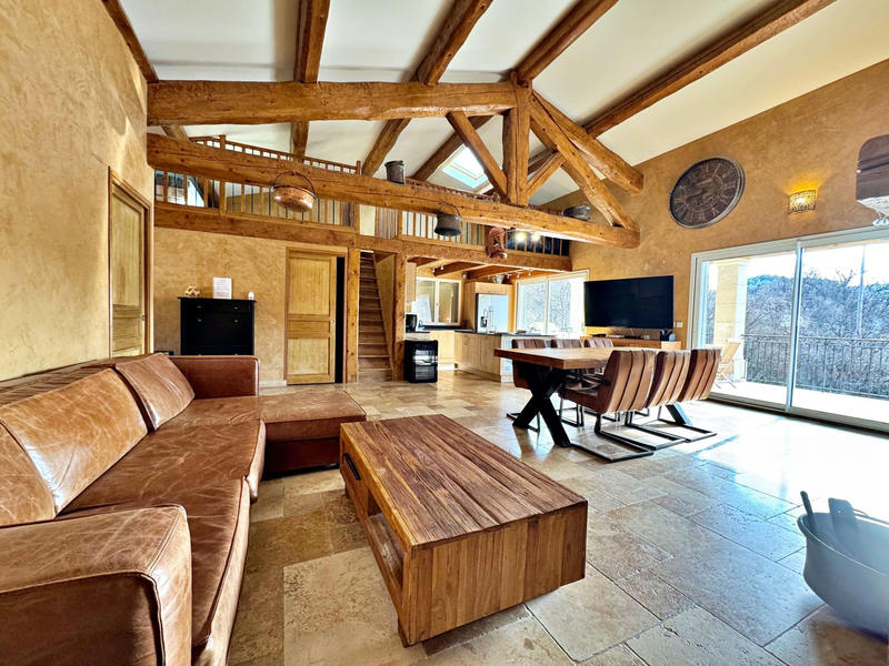 Villa - 173 m² - 6 pièces