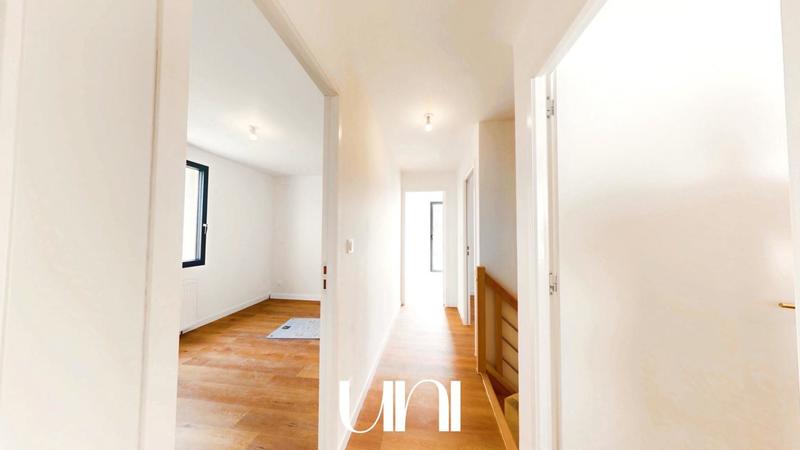 Maison - 101 m² - 6 pièces