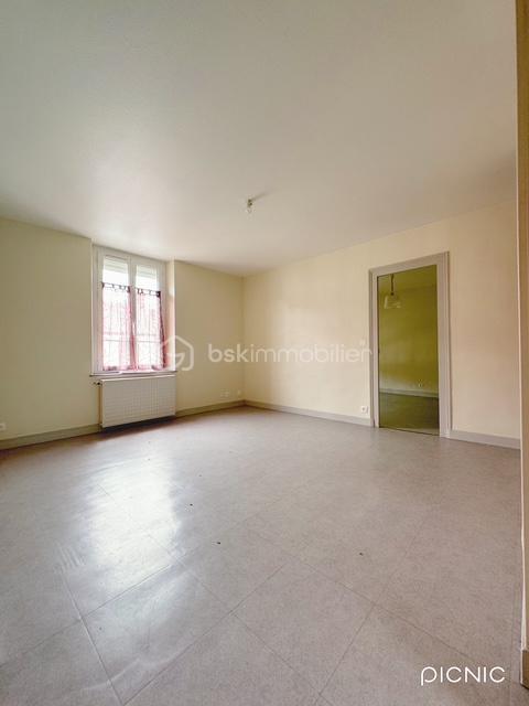 Immeuble - 145 m² - 10 pièces