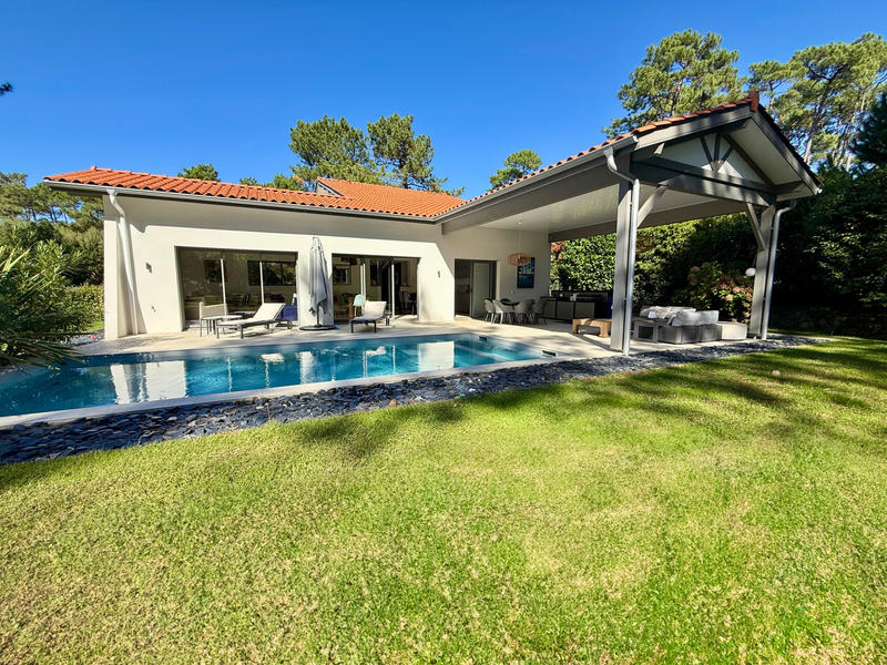 Maison - 187 m² - 6 pièces