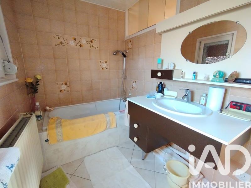 Maison - 82 m² - 5 pièces