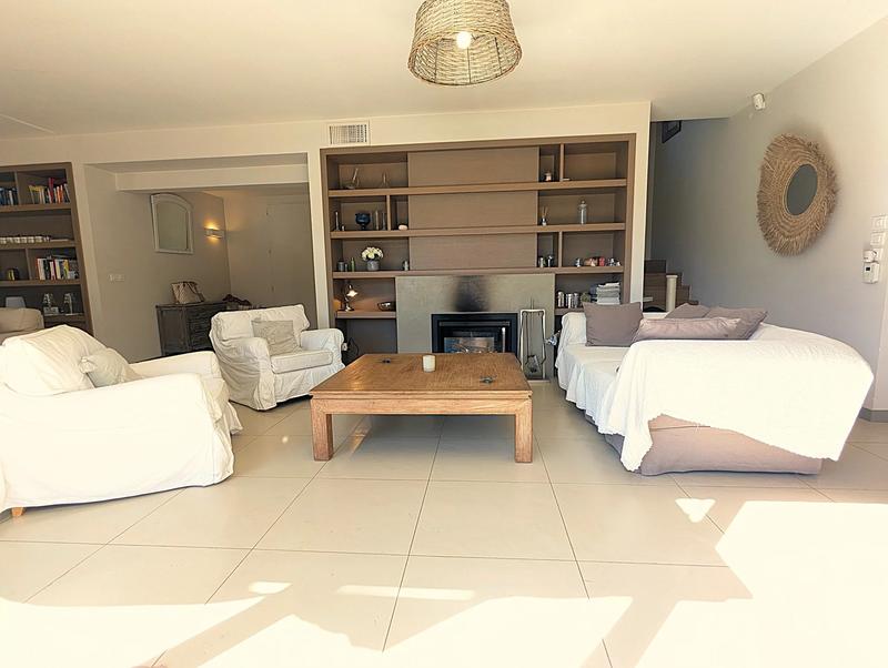 Villa - 185 m² - 5 pièces