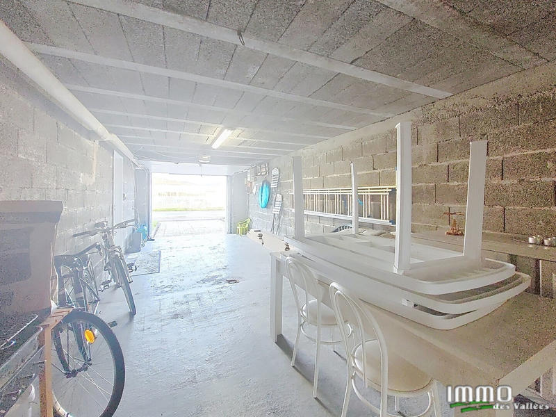 Maison - 95 m² - 5 pièces