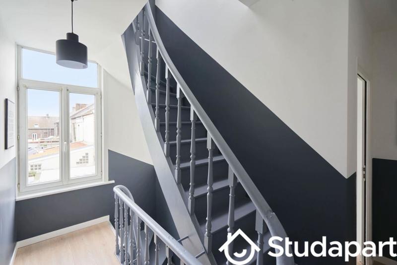 Chambre - 13 m² - 1 pièce