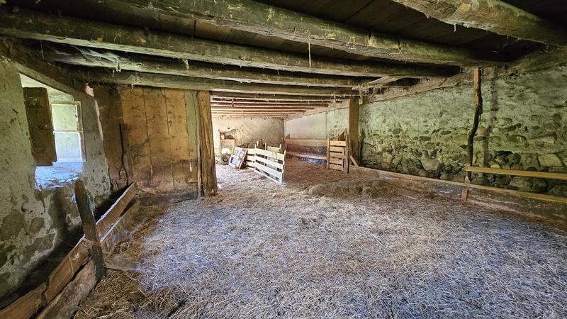 Grange - 277 m² - 4 pièces