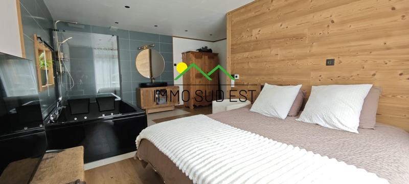 Châlet - 178 m² - 5 pièces