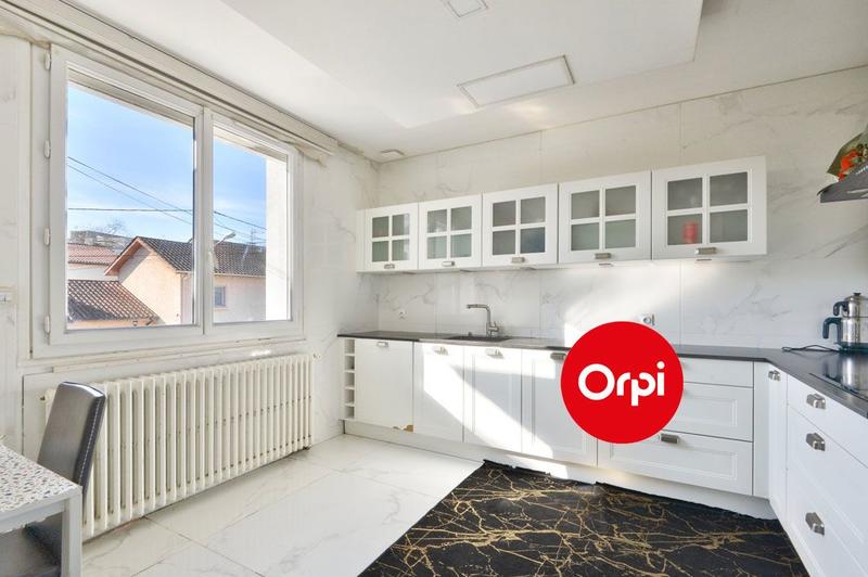 Maison - 176 m² - 6 pièces