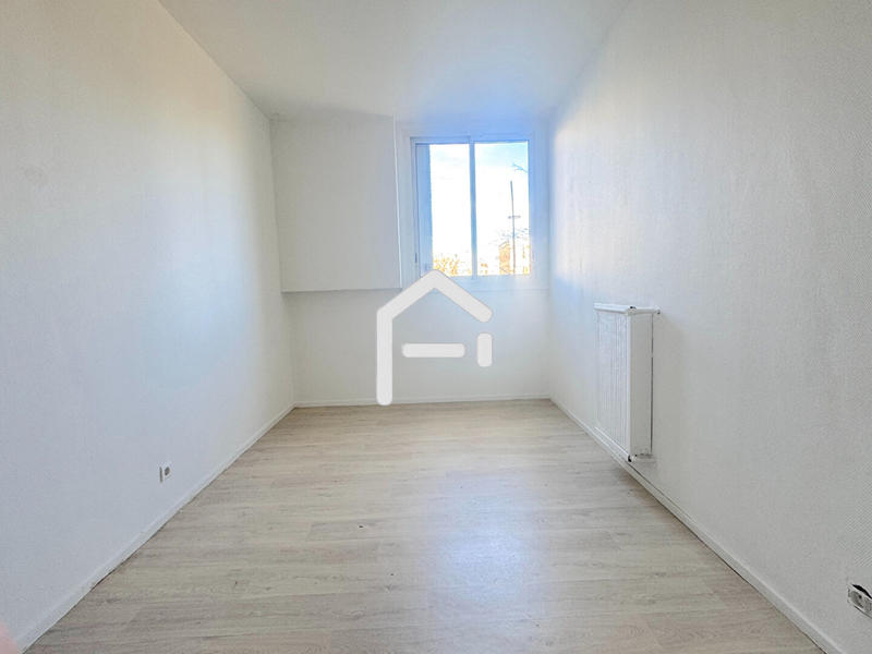 Appartement - 75 m² - 4 pièces
