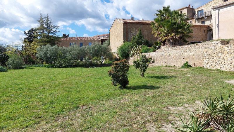 Maison - 600 m² - 10 pièces