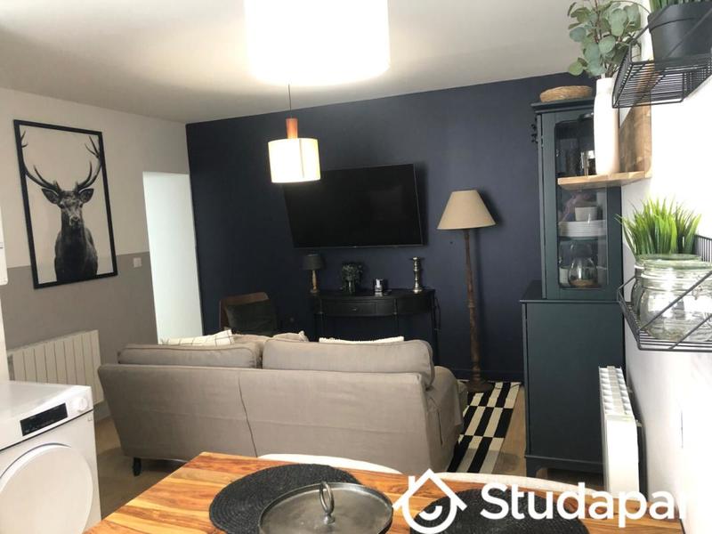 Chambre - 9 m² - 1 pièce