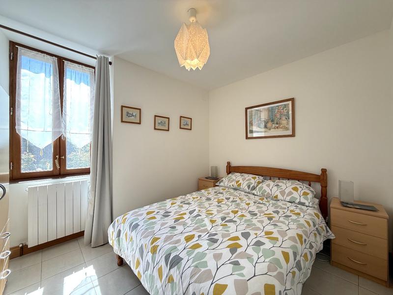 Maison - 220 m² - 6 pièces