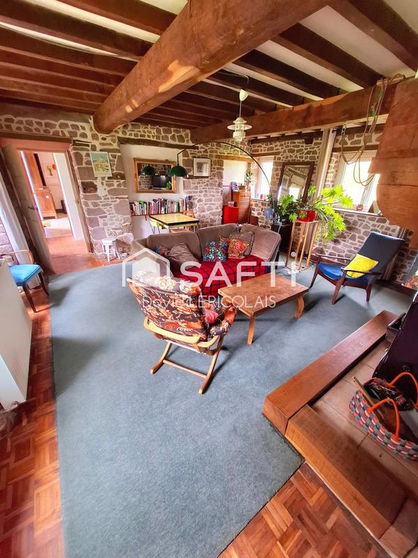 Maison - 244 m² - 10 pièces