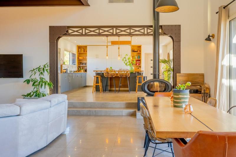 Villa - 231 m² - 6 pièces