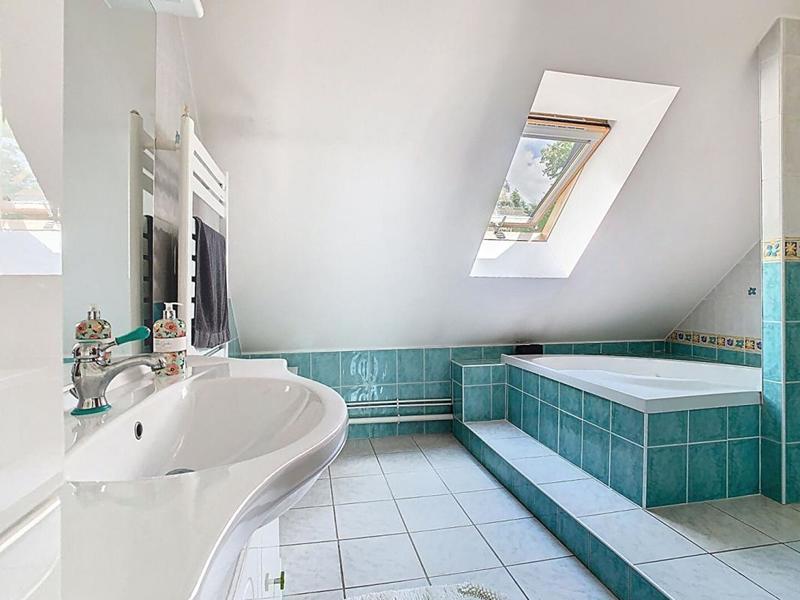 Maison - 180 m² - 7 pièces