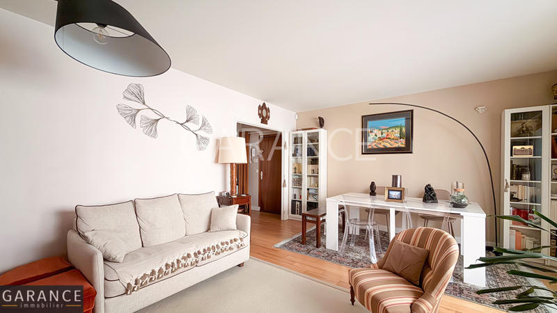 Appartement - 98 m² - 4 pièces