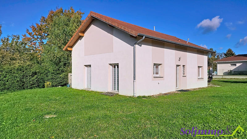 Villa - 90 m² - 4 pièces