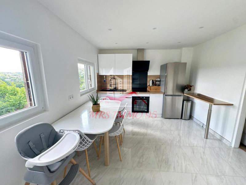 Maison - 67 m² - 3 pièces