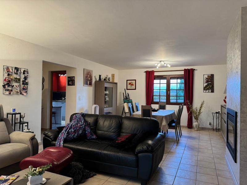 Maison - 148 m² - 7 pièces