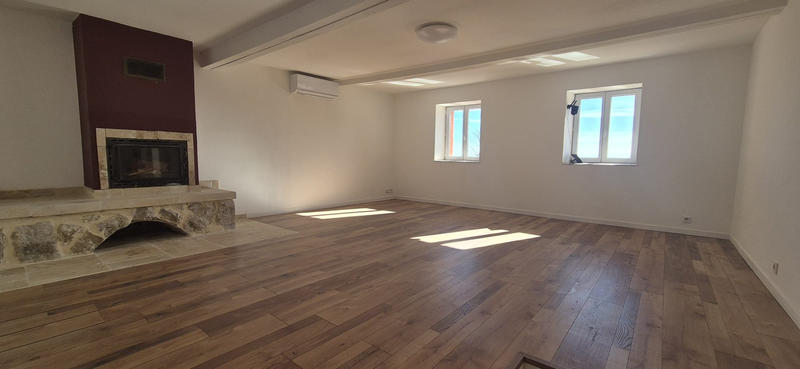 Maison - 99 m² - 4 pièces