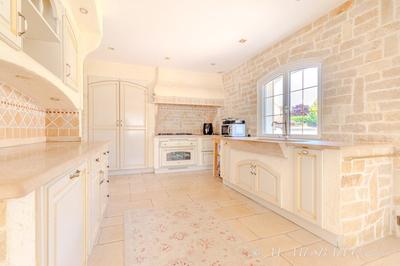 Maison - 155 m² - 6 pièces