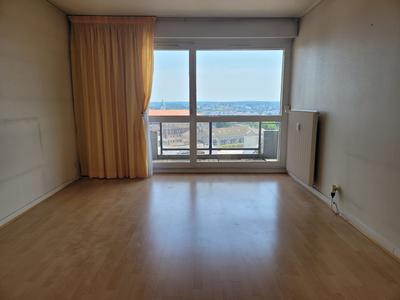 Appartement - 65 m² - 4 pièces