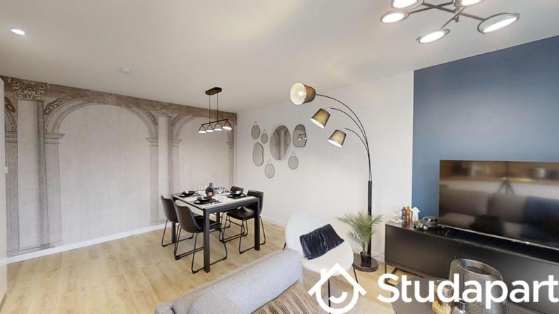 Chambre - 85 m² - 1 pièce