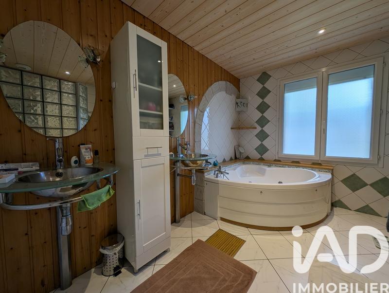 Maison - 107 m² - 4 pièces