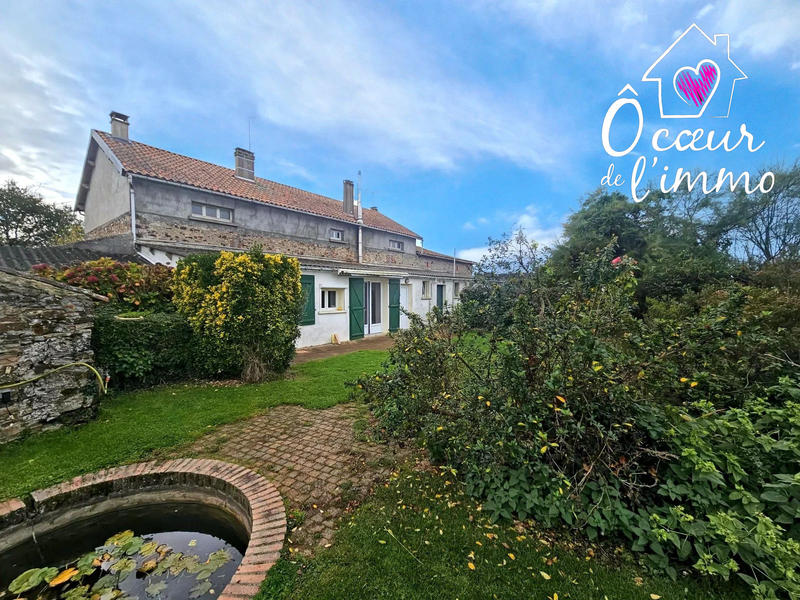 Maison - 262 m² - 11 pièces