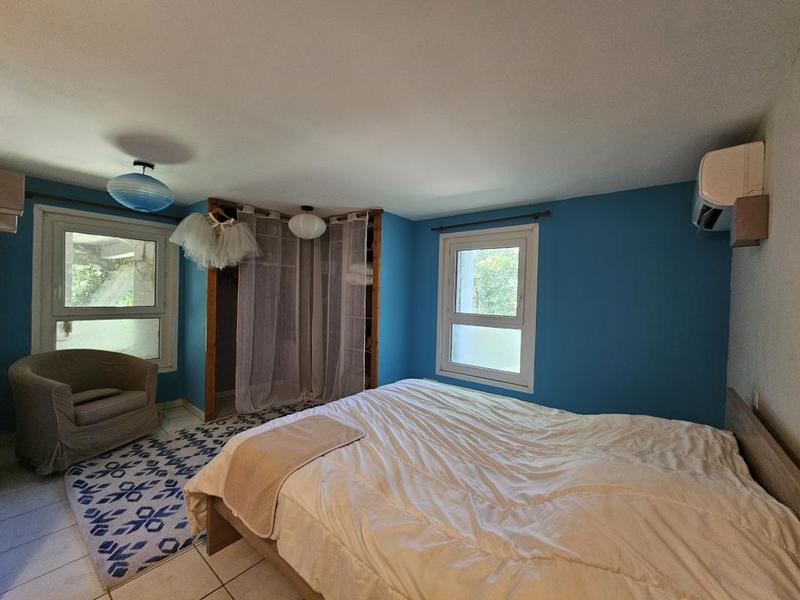 Maison - 790 m² - 15 pièces