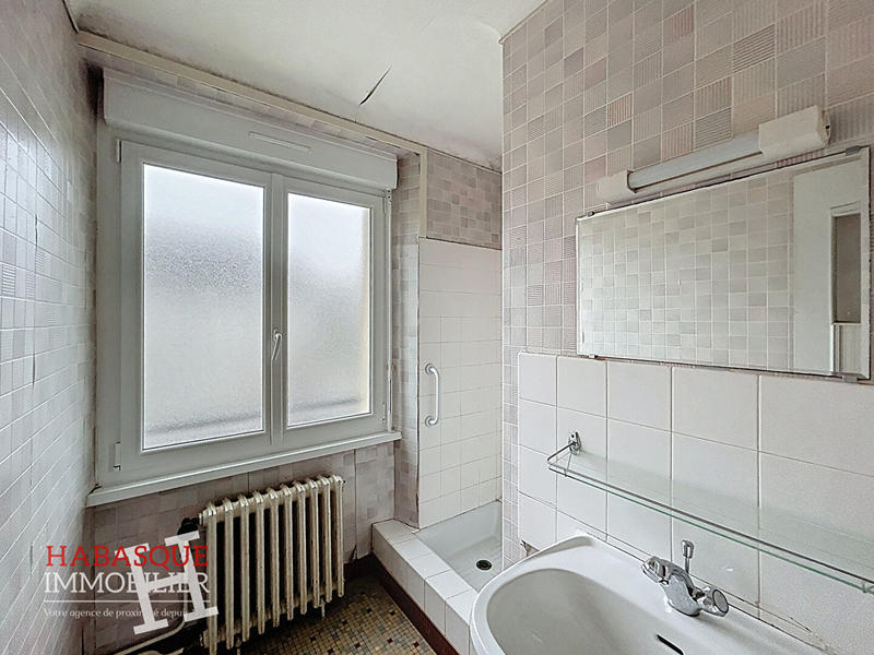 Maison - 99 m² - 5 pièces