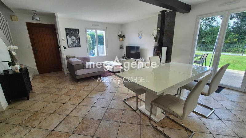Maison - 97 m² - 5 pièces