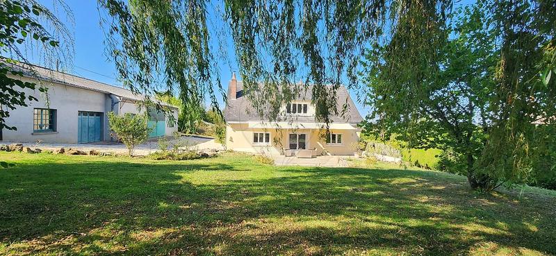 Maison - 316 m² - 14 pièces