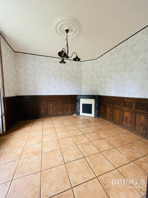 Maison - 95 m² - 5 pièces