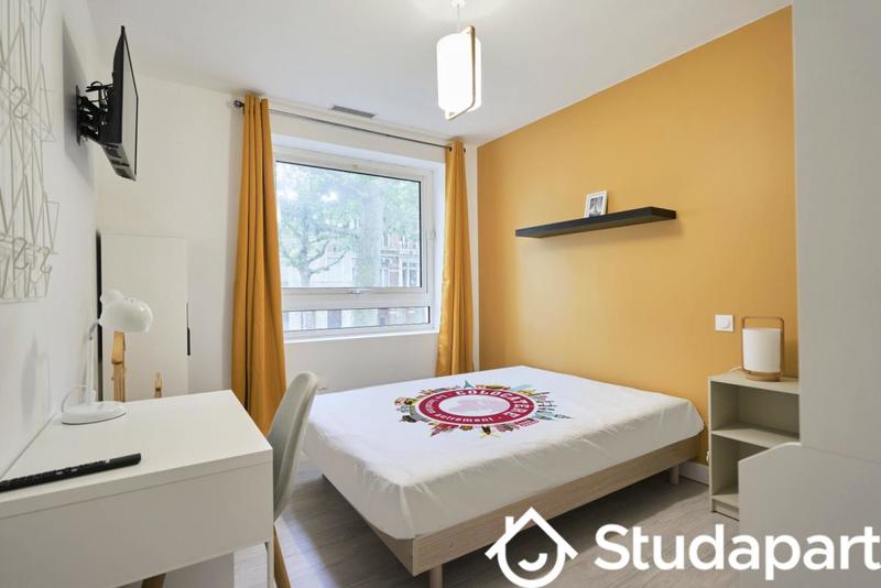 Chambre - 10 m² - 1 pièce