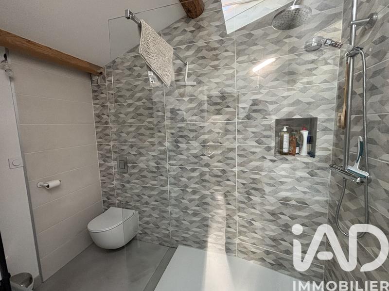 Appartement - 93 m² - 4 pièces