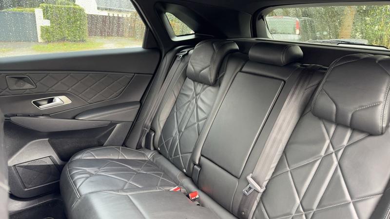 Ds Ds 7 Crossback E-tense 1.6 Thp 300 Hybrid Eat8 Rivoli