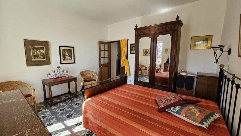 Maison de village - 226 m² - 7 pièces