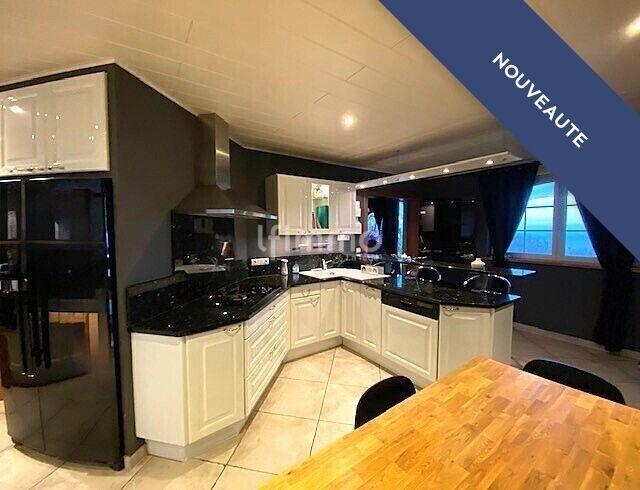 Villa - 210 m² - 6 pièces