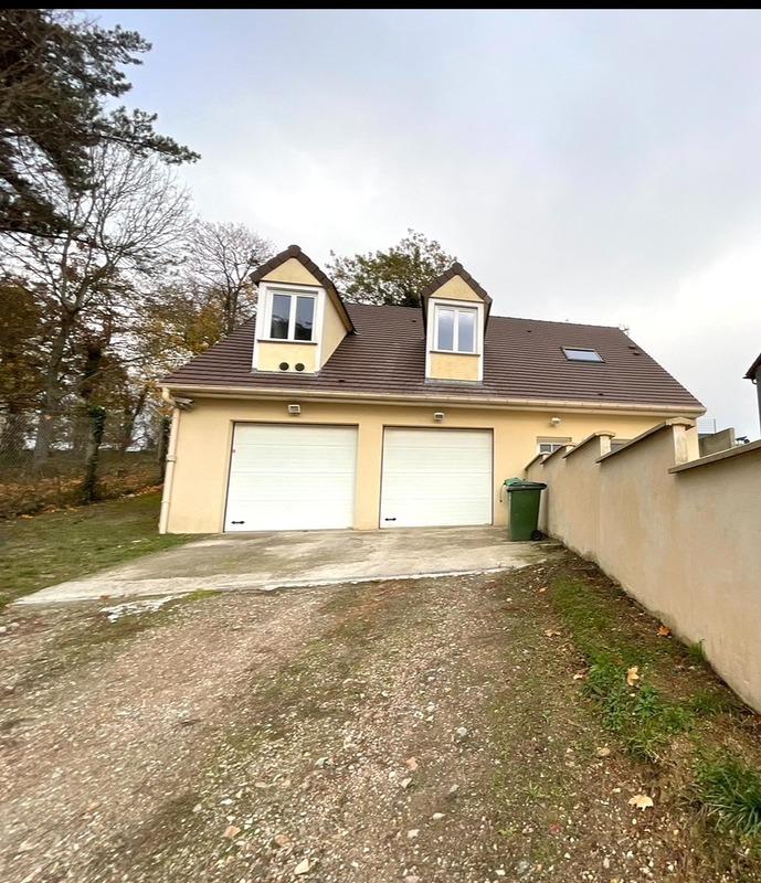 Local artisanal - 117 m² - 3 pièces