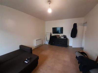Studio - 28 m² - 1 pièce