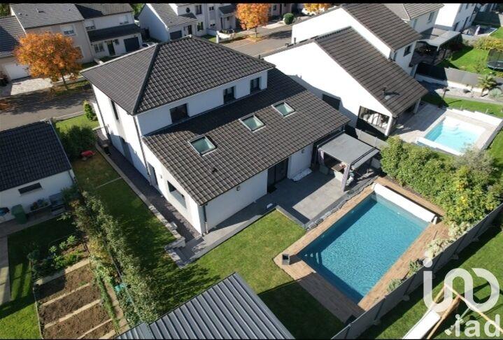 Maison de maîtres - 220 m² - 7 pièces