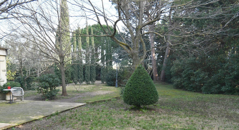 Mas - 300 m² - 8 pièces